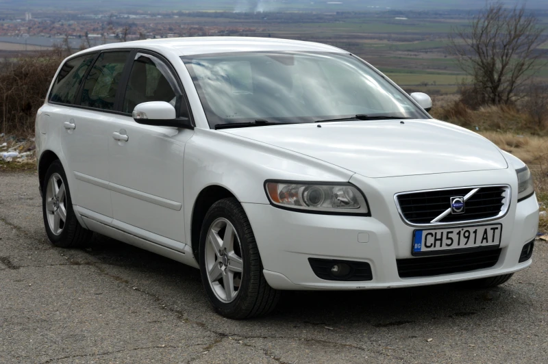 Volvo V50, снимка 2 - Автомобили и джипове - 49380299