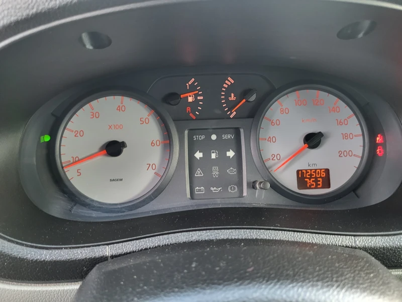 Renault Kangoo 1.5 DCI, снимка 13 - Автомобили и джипове - 49498843