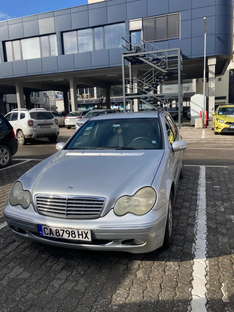 Mercedes-Benz C 200, снимка 2 - Автомобили и джипове - 52584322