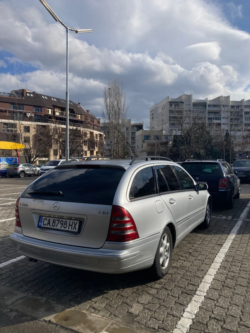 Mercedes-Benz C 200, снимка 3 - Автомобили и джипове - 52584322