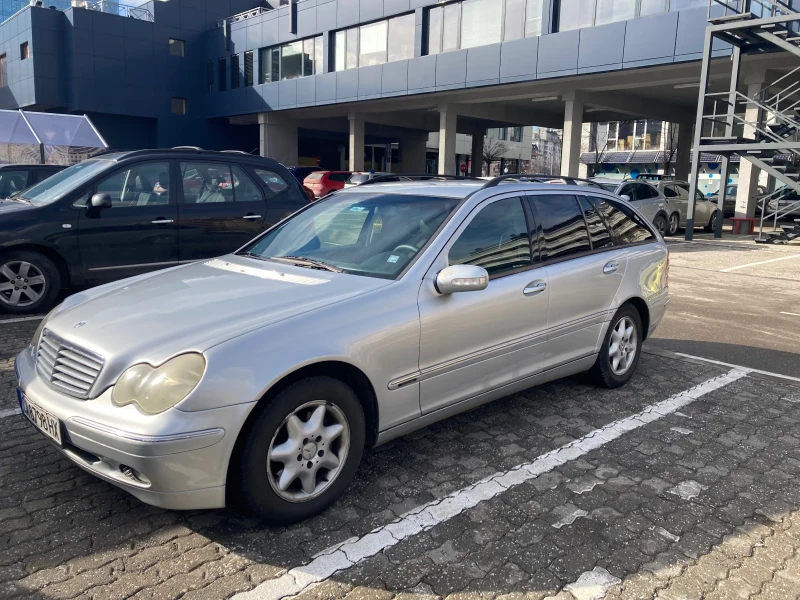 Mercedes-Benz C 200, снимка 5 - Автомобили и джипове - 52584322