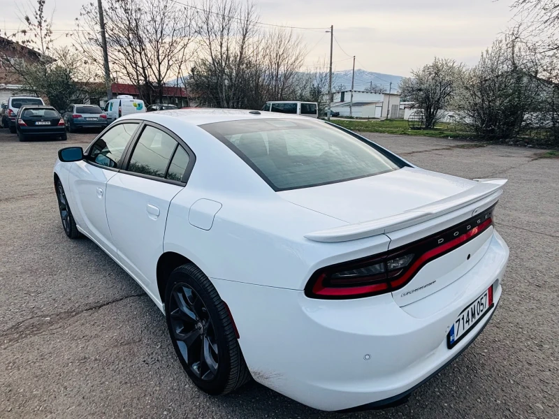 Dodge Charger 5.7 HEMI, снимка 4 - Автомобили и джипове - 50104862