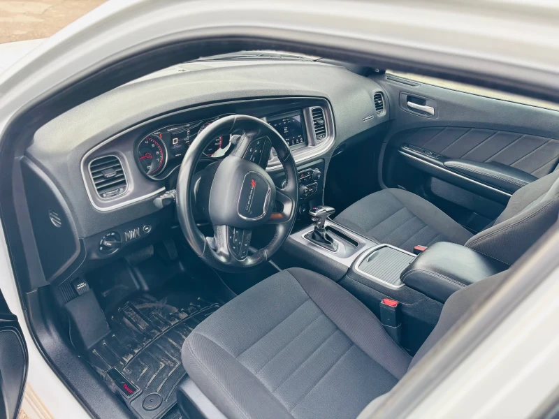 Dodge Charger 5.7 HEMI, снимка 15 - Автомобили и джипове - 50104862