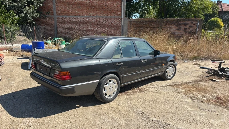 Mercedes-Benz 124 200Е, климатик, нов внос Италия, снимка 4 - Автомобили и джипове - 52063606
