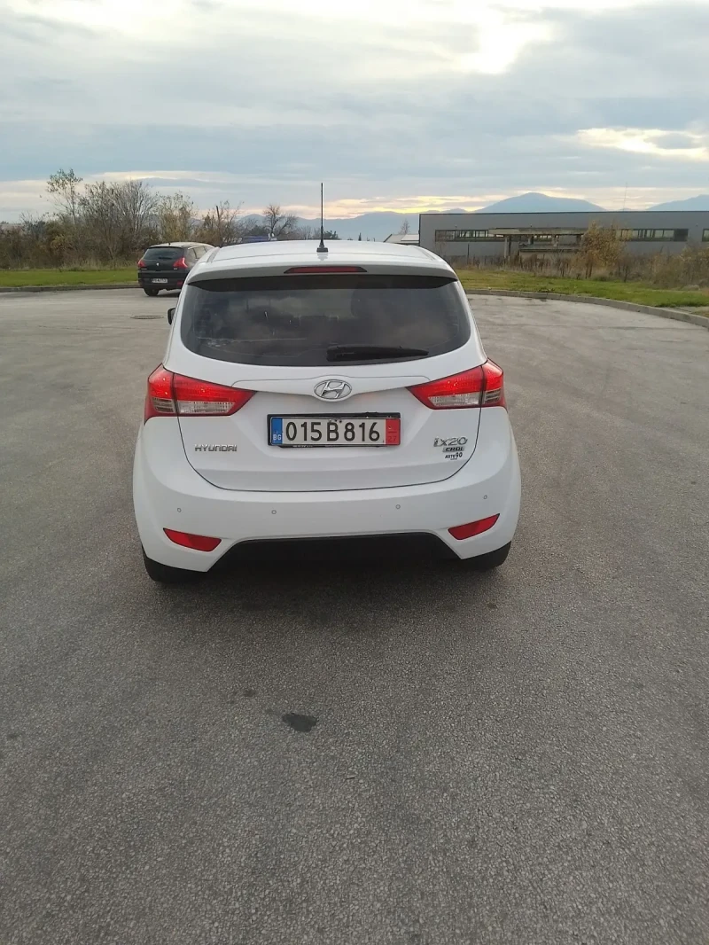 Hyundai Ix20 1.4/unikat, снимка 4 - Автомобили и джипове - 52598119