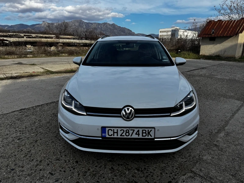 VW Golf 7.5 Virtual Cocpit, Distronic, Dynamic LED Headlig, снимка 8 - Автомобили и джипове - 52963858