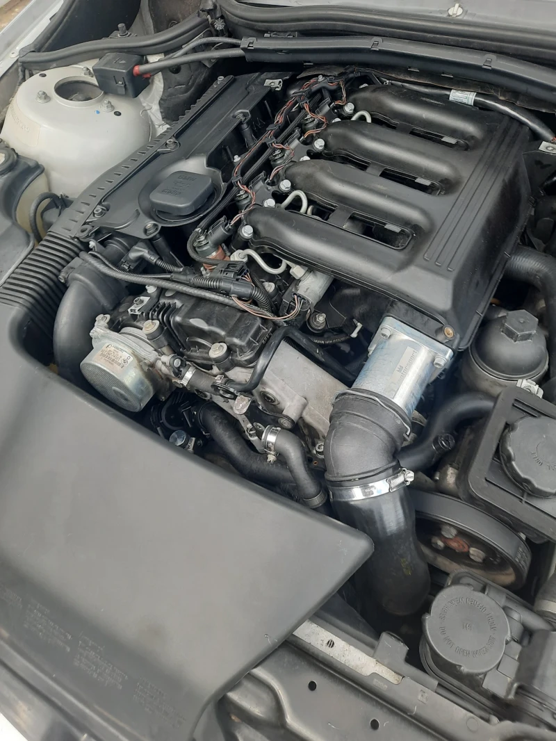 BMW 330, снимка 15 - Автомобили и джипове - 53225493