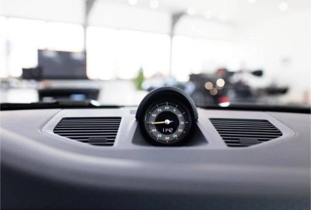 Porsche 911 992.2 GT3 TOURING/FACELIFT/BOSE/LIFT/SPORT CHRONO/, снимка 14 - Автомобили и джипове - 53232370