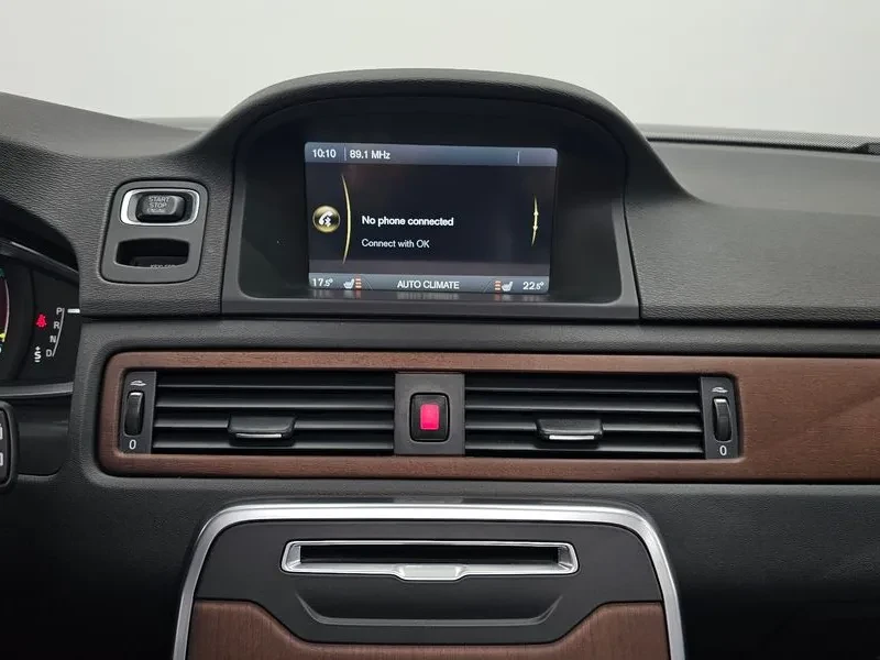 Volvo Xc70 D4 3Rd Generation, снимка 14 - Автомобили и джипове - 55220909