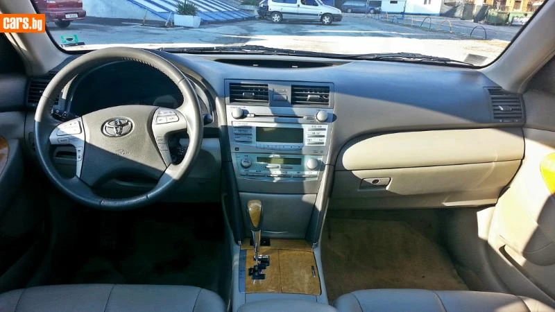 Toyota Camry XLE | Mobile.bg � ����������� 10