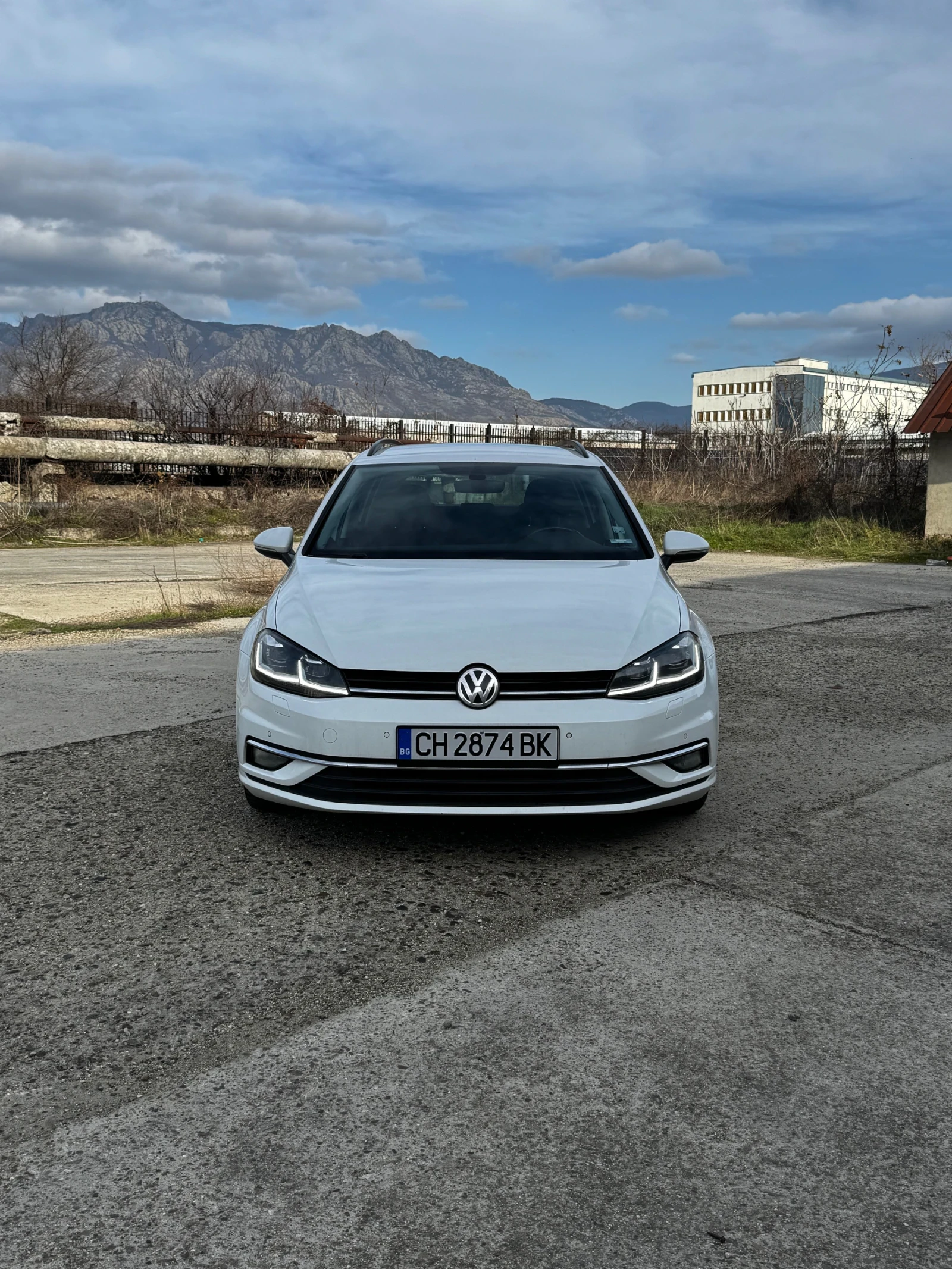 VW Golf 7.5 Virtual Cocpit, Distronic, Dynamic LED Headlig, снимка 1