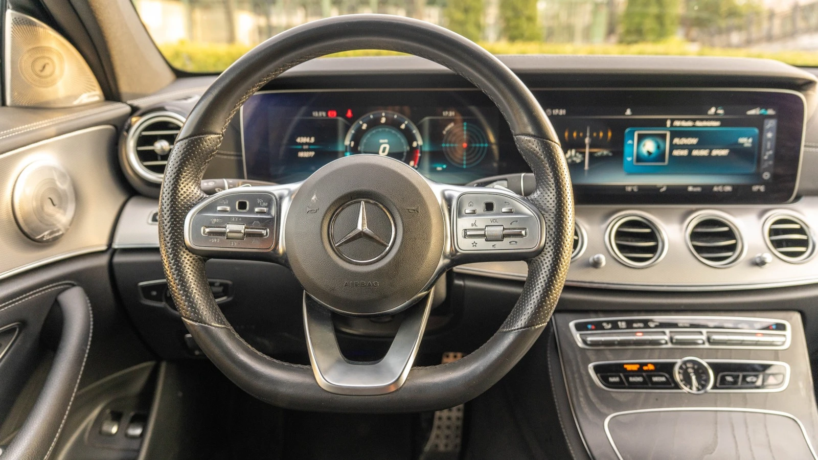 Mercedes-Benz E 350 AMG, Facelift, 286кс нов редови мотор, реални км - изображение 9