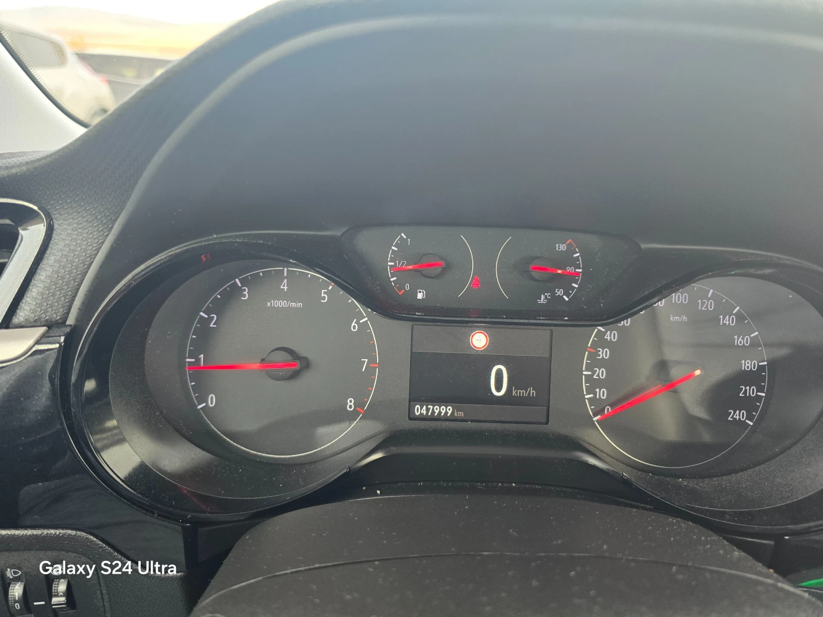 Opel Corsa 1.2i-75k.c, EURO6 -NAVI | Mobile.bg — изображение 17
