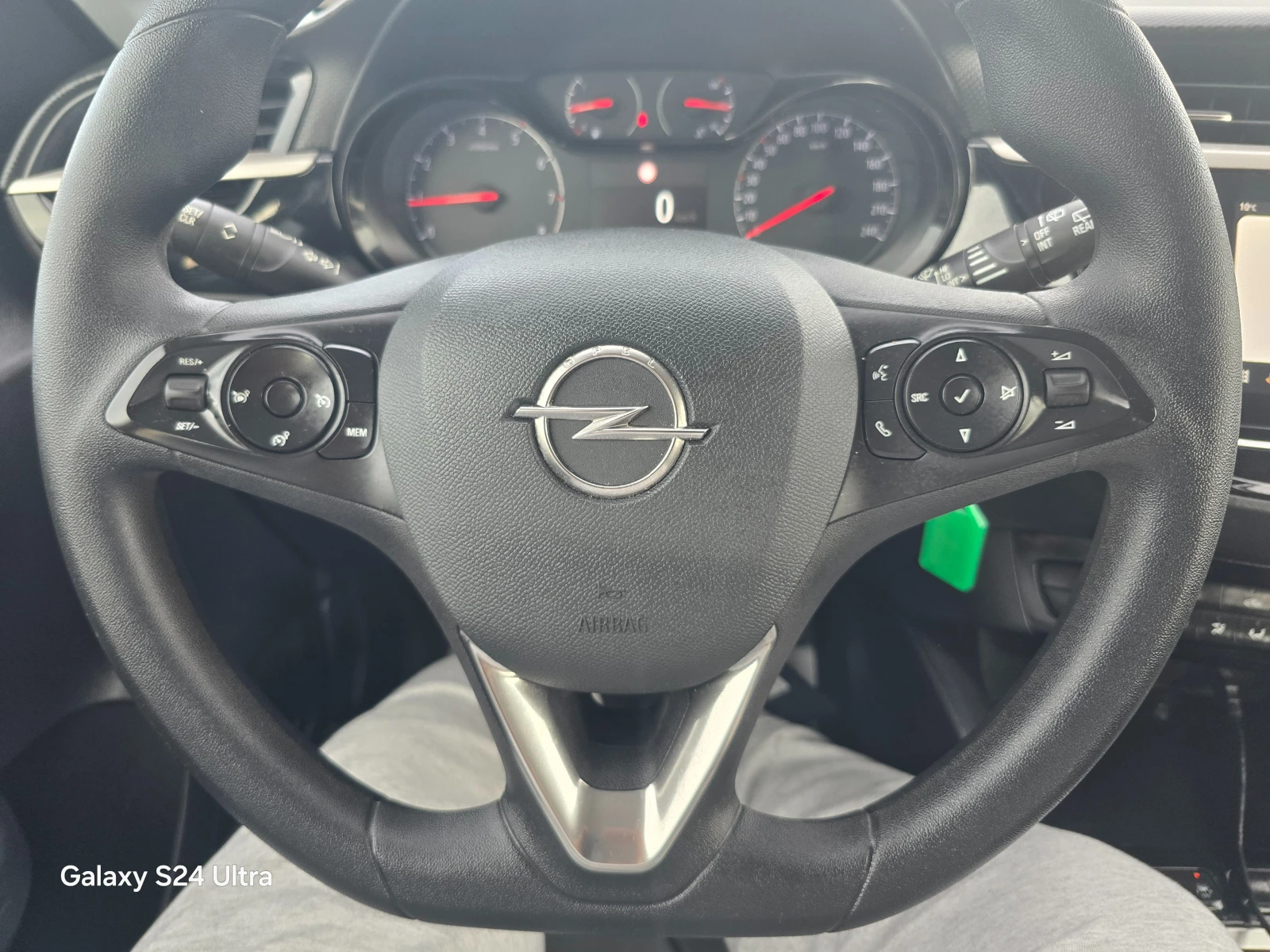 Opel Corsa 1.2i-75k.c, EURO6 -NAVI | Mobile.bg — изображение 16