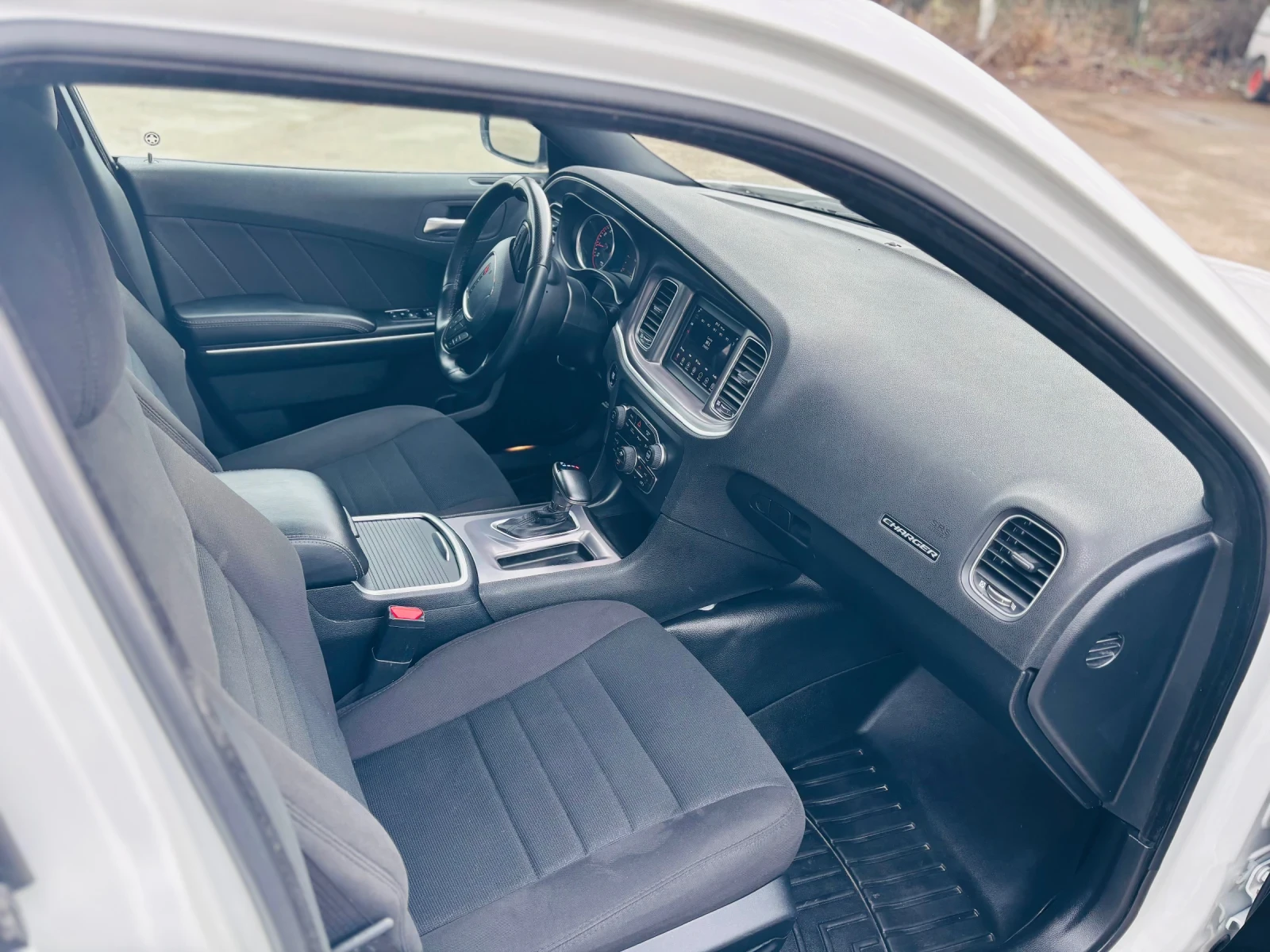 Dodge Charger 5.7 HEMI | Mobile.bg — изображение 12