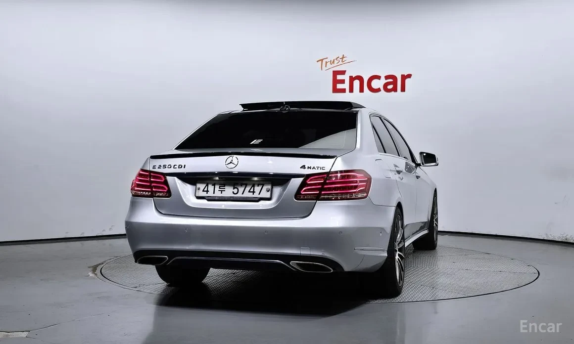 Mercedes-Benz E 250 E-Class W212 E250 CDI 4MATIC - изображение 4