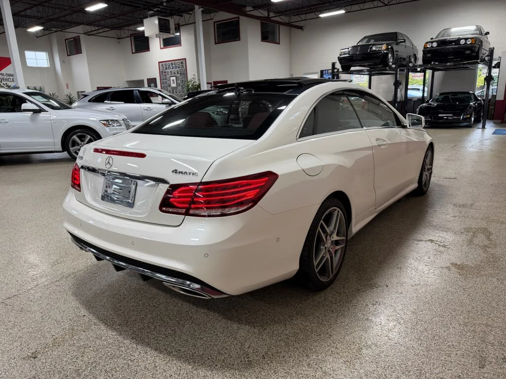 Mercedes-Benz E 400 4MATIC CAM* PANO* HARMAN/KARDON* BLINDSPOT*  - изображение 5