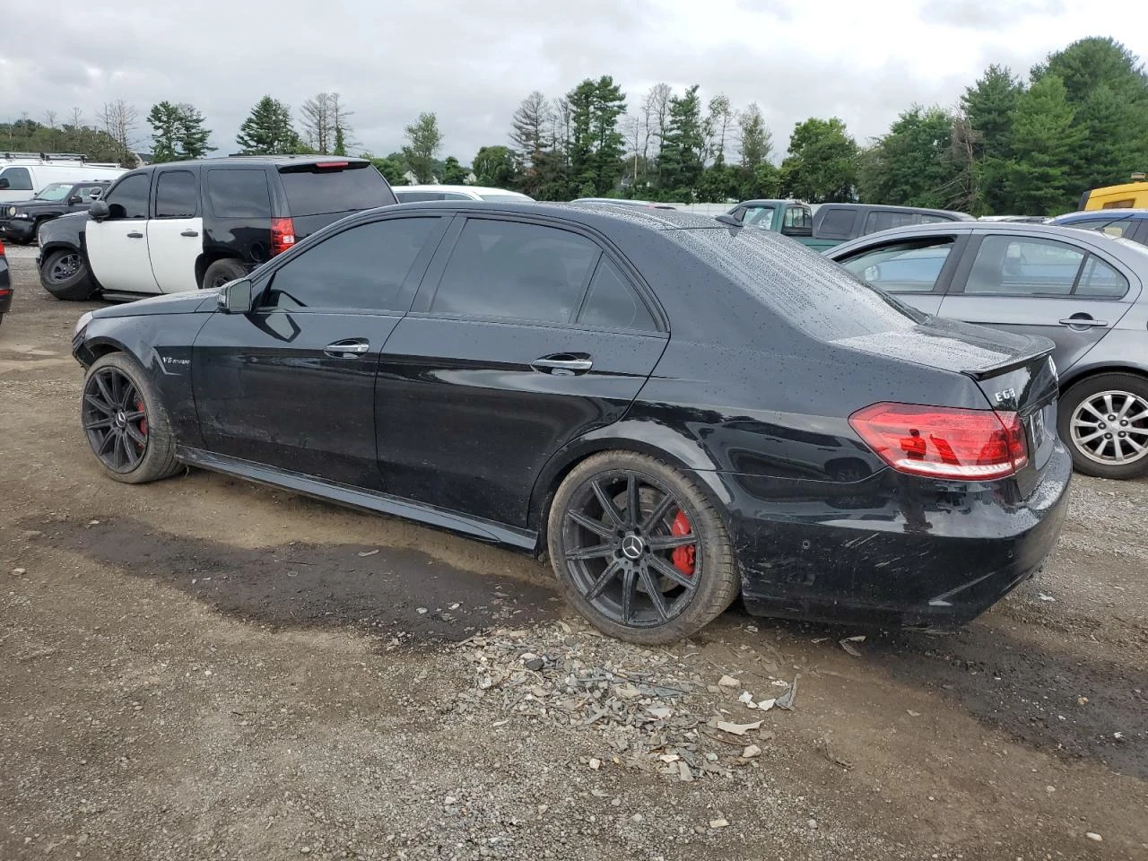 Mercedes-Benz E 63 AMG AMG-S - изображение 3