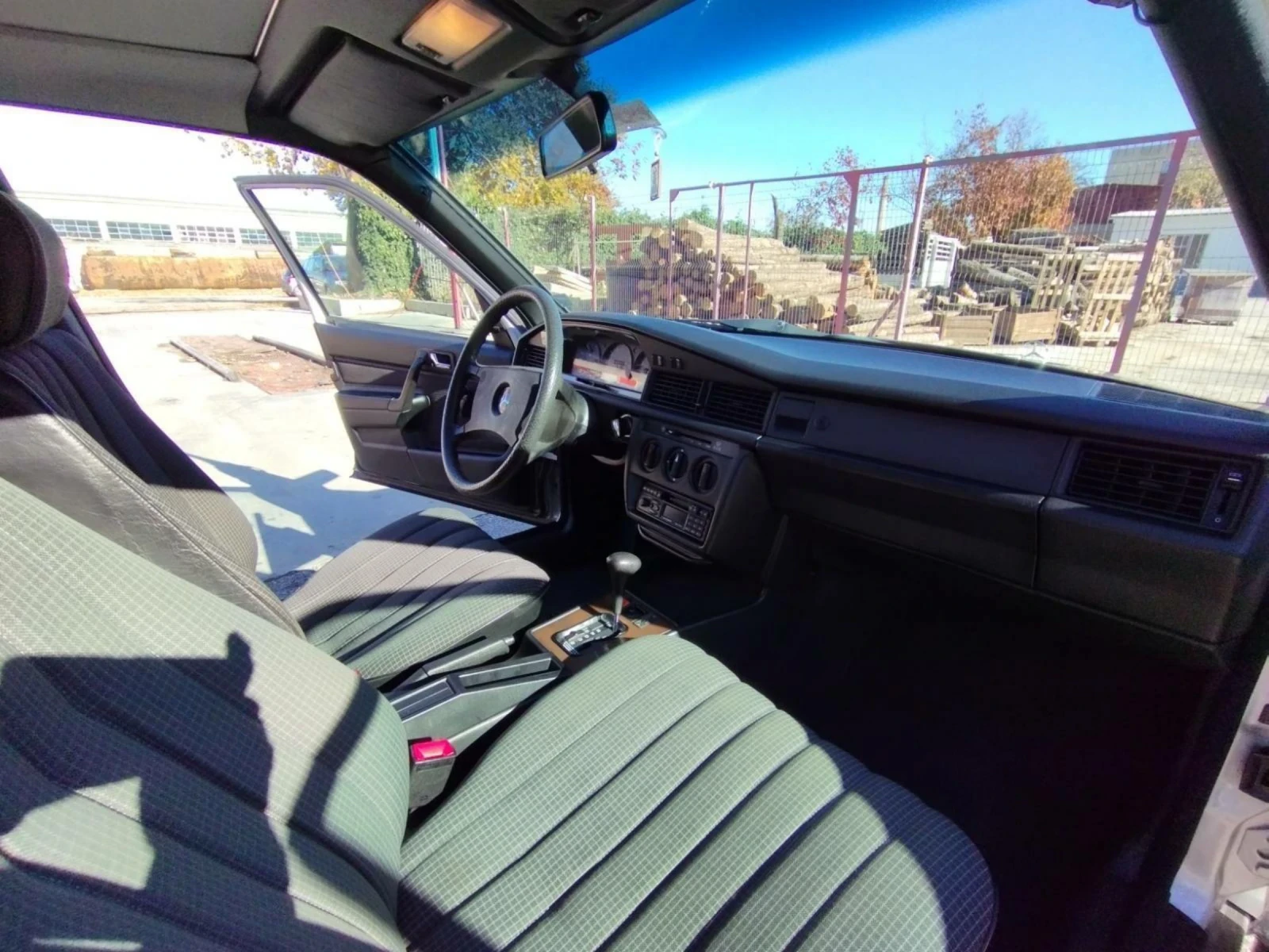 Mercedes-Benz 190 190_2.0benzin_Automatic  | Mobile.bg � ����������� 12