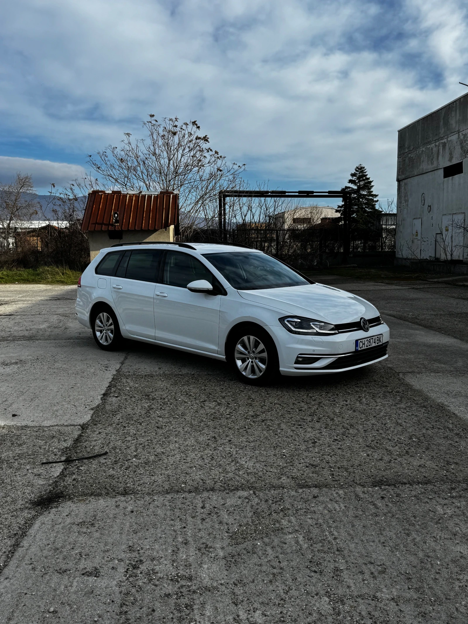 VW Golf 7.5 Virtual Cocpit, Distronic, Dynamic LED Headlig - изображение 6