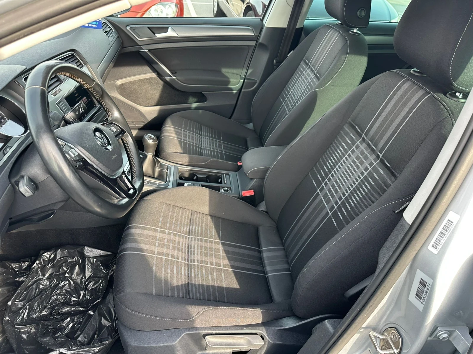 VW Golf 2.0 TDI Lounge BlueMotion Tech ! ��� ���������! | Mobile.bg � ����������� 11