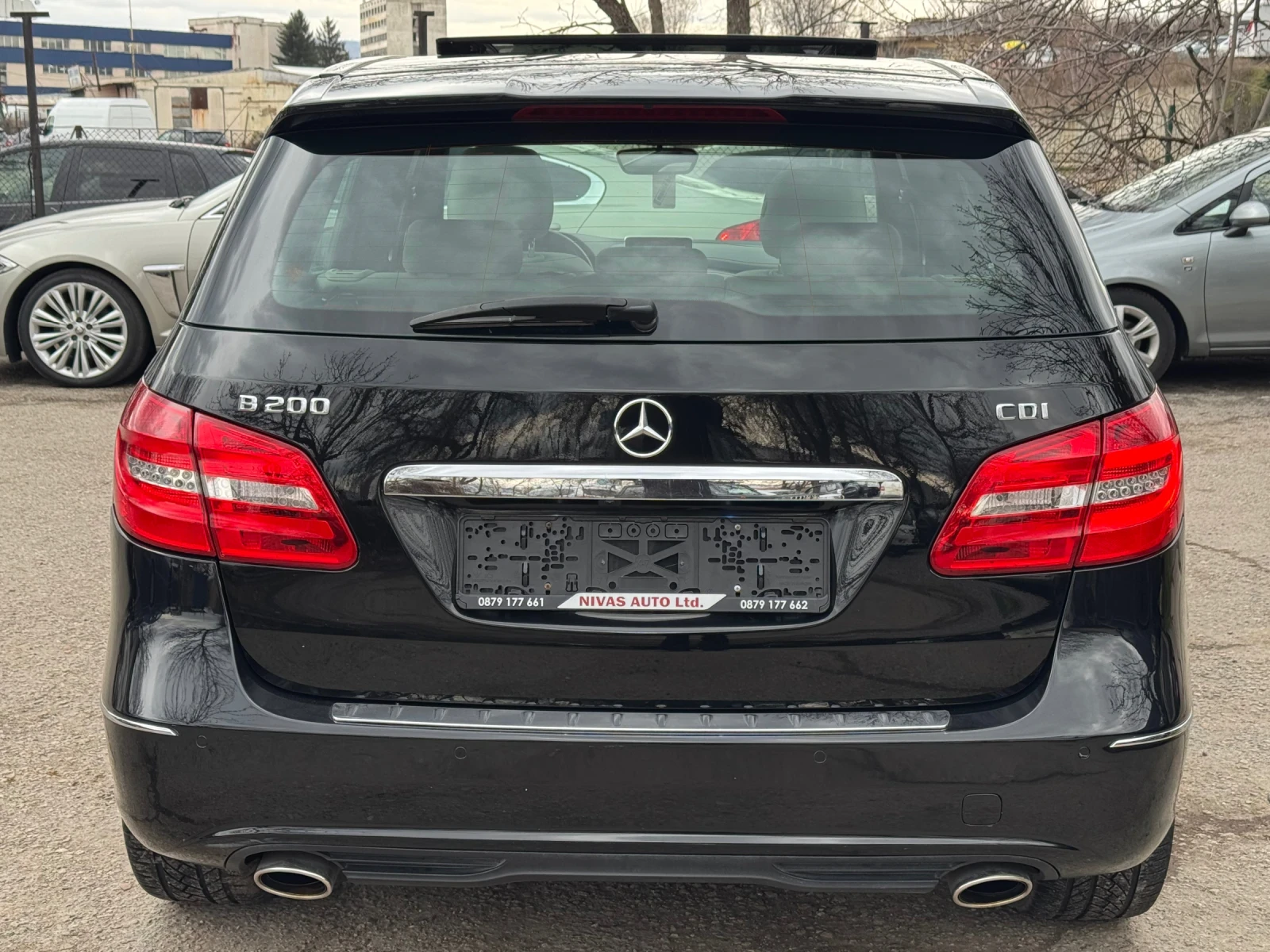 Mercedes-Benz B 200 Уникат! Нова ! AMG ! Фул Екстри! - изображение 7