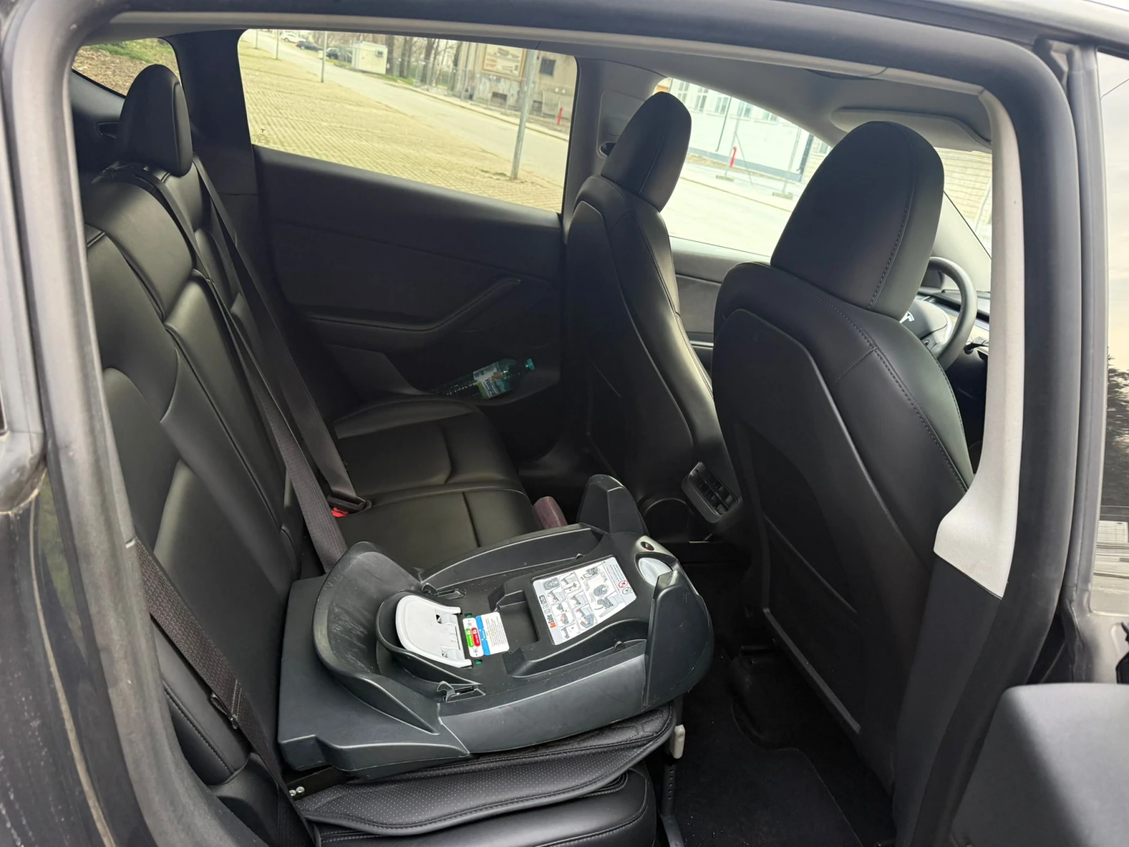 Tesla Model Y Long Range Dual Motor 2023, снимка 11 - Автомобили и джипове - 53716388