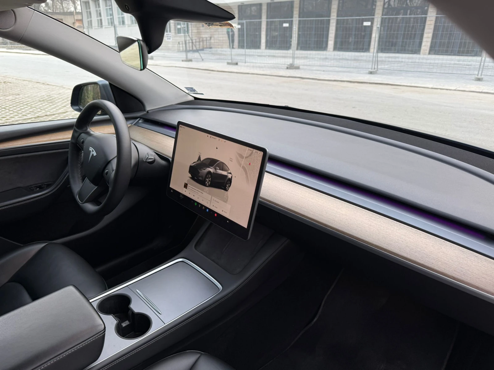 Tesla Model Y Long Range Dual Motor 2023 - изображение 10