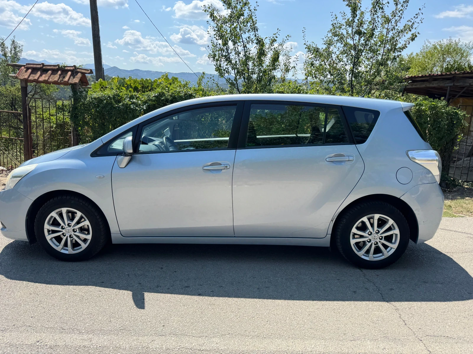 Toyota Verso 2.0 D4D  | Mobile.bg � ����������� 4