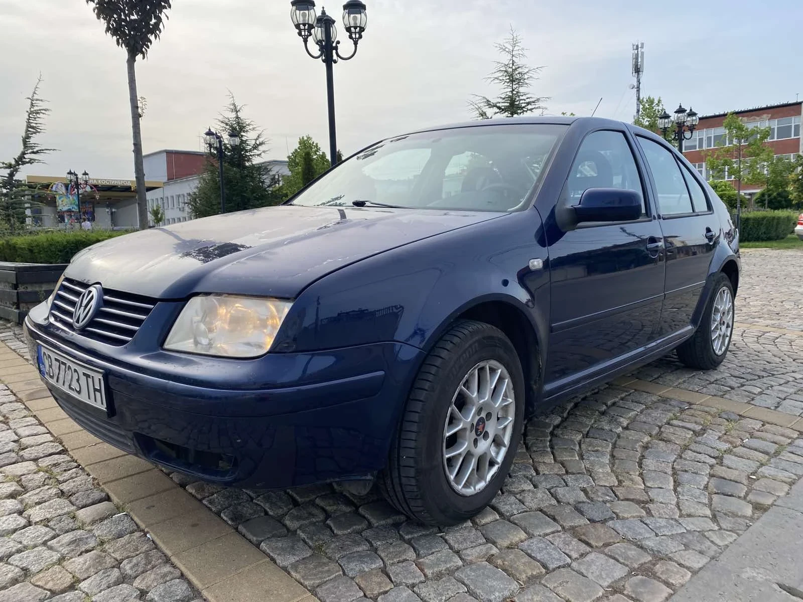 VW Bora, снимка 2 - Автомобили и джипове - 55866341