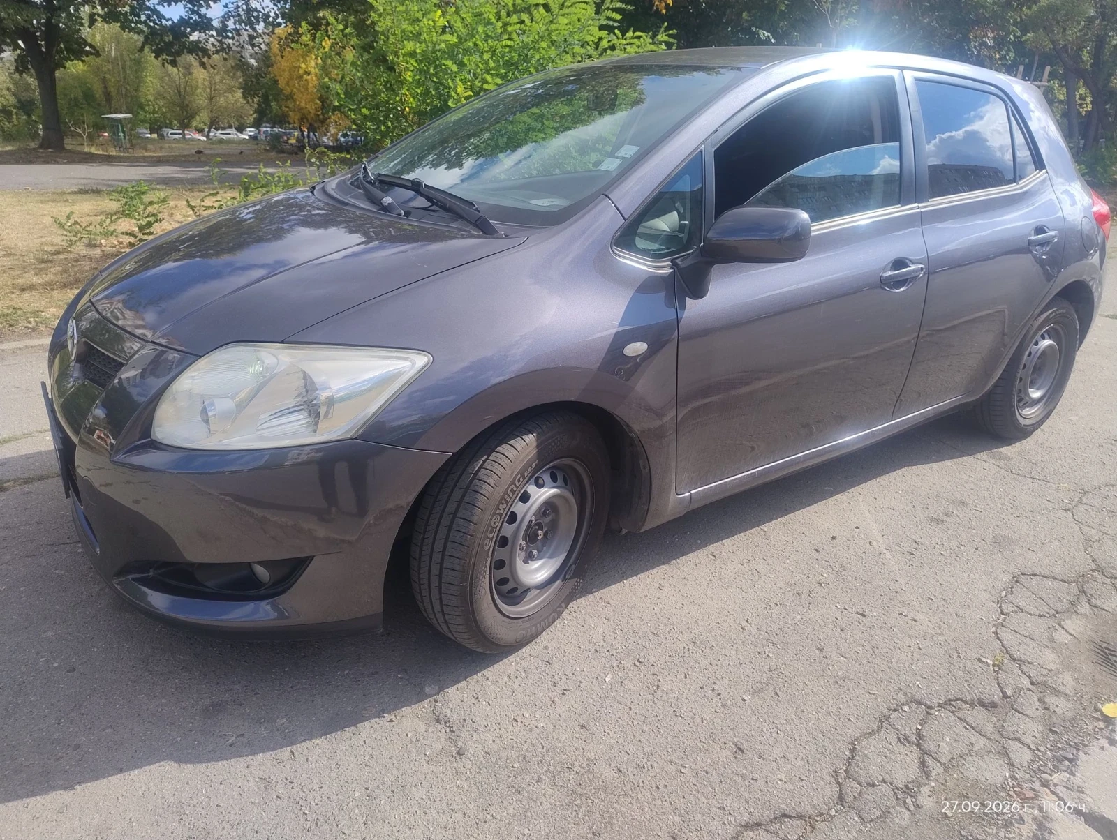 Toyota Auris 1.4  d4d климатроник, снимка 6 - Автомобили и джипове - 55964802
