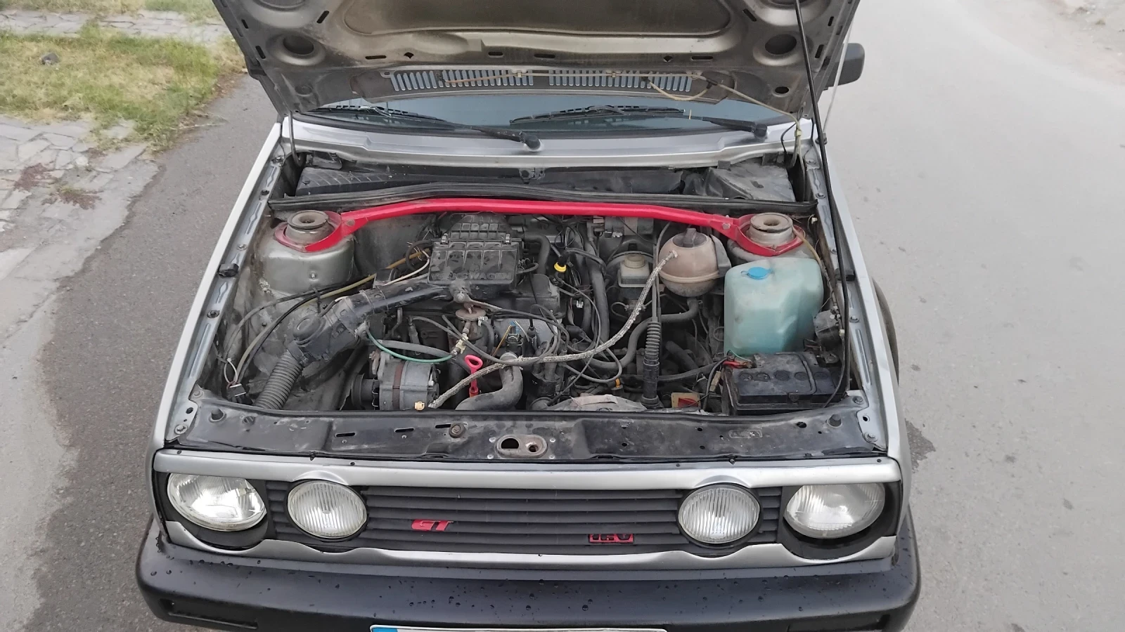 VW Golf 1.6/75коня/бензин , снимка 7 - Автомобили и джипове - 56169174