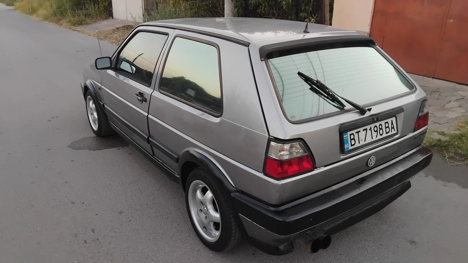 VW Golf 1.6/75коня/бензин , снимка 6 - Автомобили и джипове - 56169174