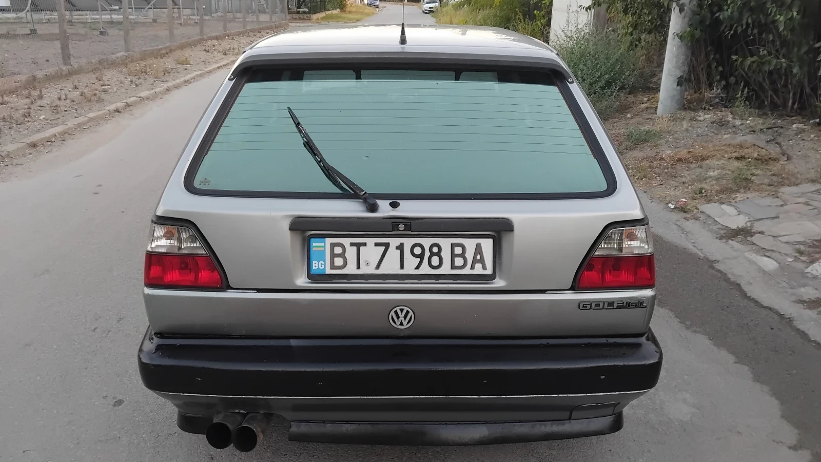 VW Golf 1.6/75коня/бензин , снимка 8 - Автомобили и джипове - 56169174