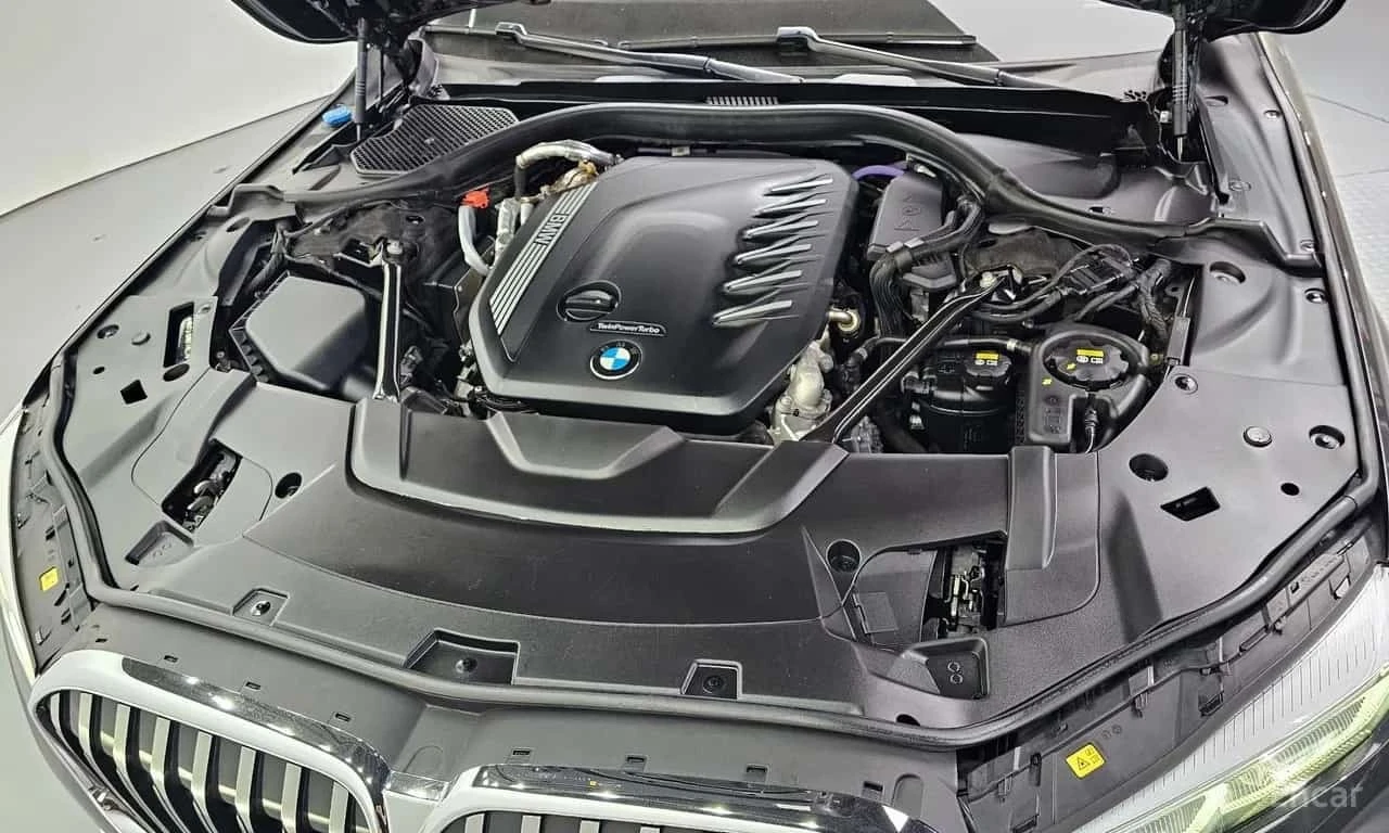 BMW 730 Ld xDrive Design Pure Excellence , снимка 6 - Автомобили и джипове - 56184860