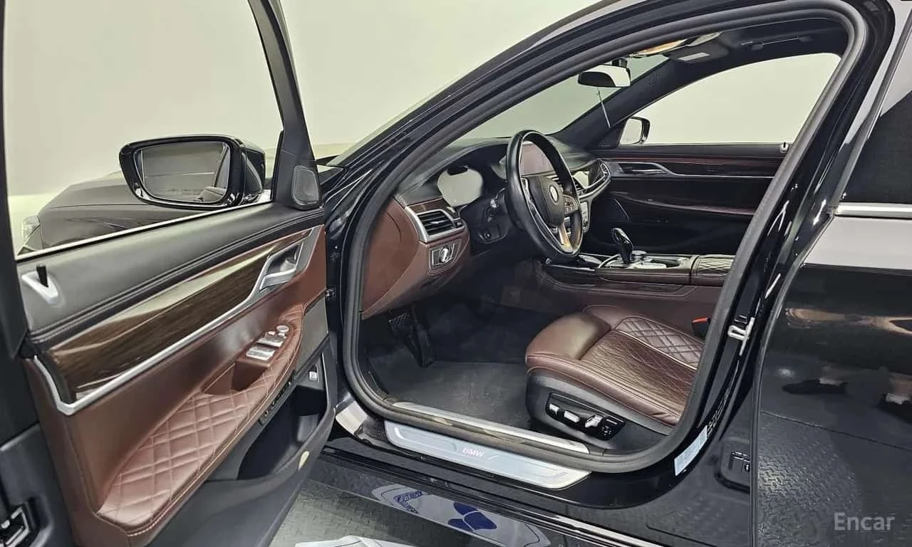 BMW 730 Ld xDrive Design Pure Excellence , снимка 10 - Автомобили и джипове - 56184860