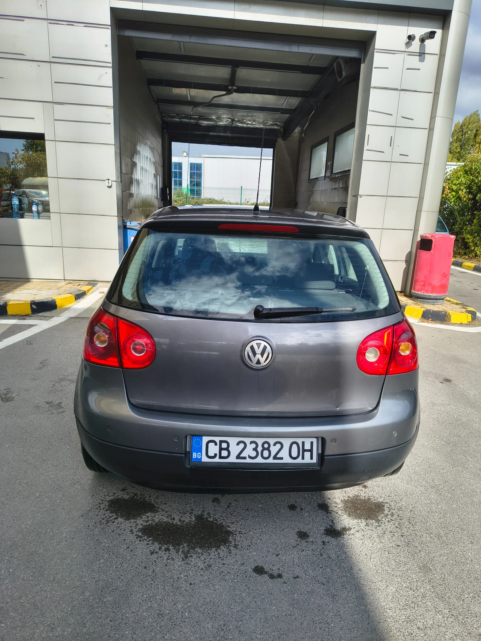 VW Golf V, снимка 6 - Автомобили и джипове - 56554060