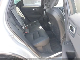 Volvo XC60 2l B5 Plus Dark Theme, снимка 8