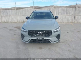 Volvo XC60 2l B5 Plus Dark Theme, снимка 13