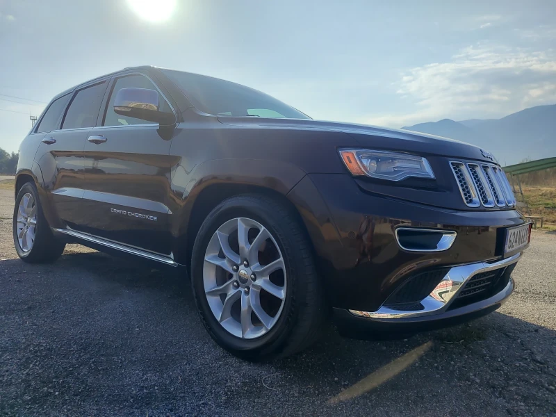 Jeep Grand cherokee 5.7 HEMI Summit, снимка 2 - Автомобили и джипове - 47286050