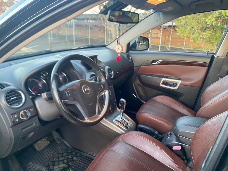 Opel Antara, снимка 8 - Автомобили и джипове - 52434919