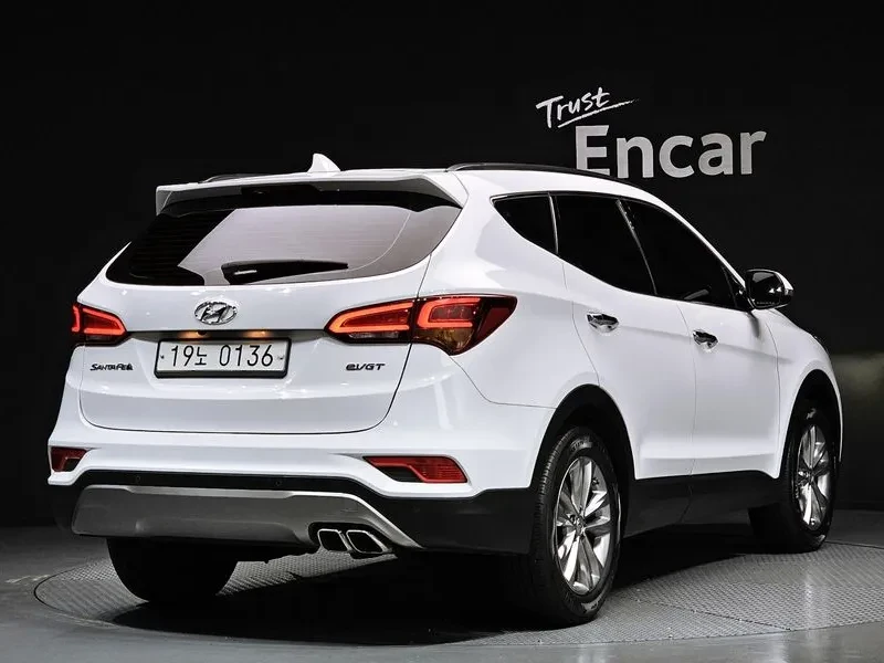 Hyundai Santa fe 2.0, снимка 2 - Автомобили и джипове - 54256649