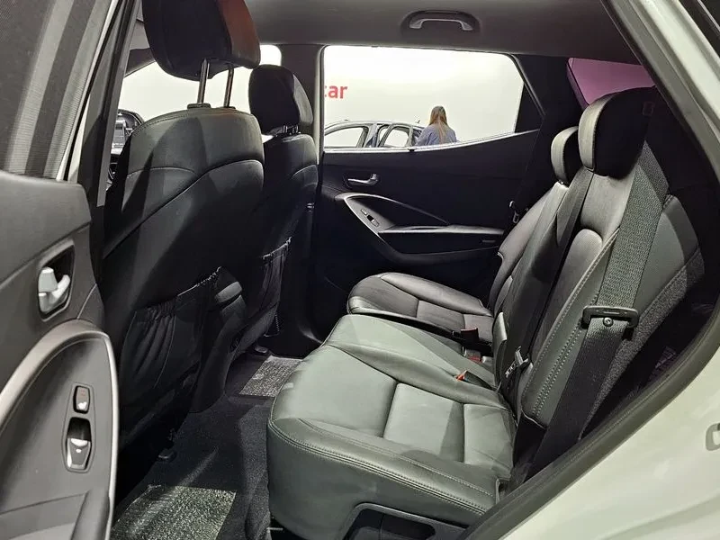 Hyundai Santa fe 2.0, снимка 12 - Автомобили и джипове - 54256649