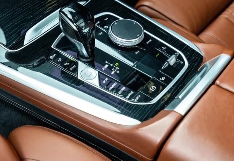 BMW X7 M50d xDrive , снимка 6 - Автомобили и джипове - 54781525