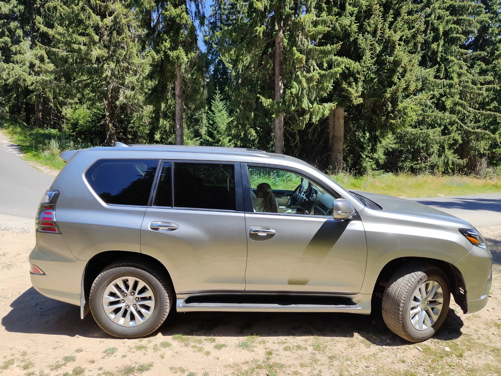 Lexus GX 460 V 8 Premium  - изображение 4