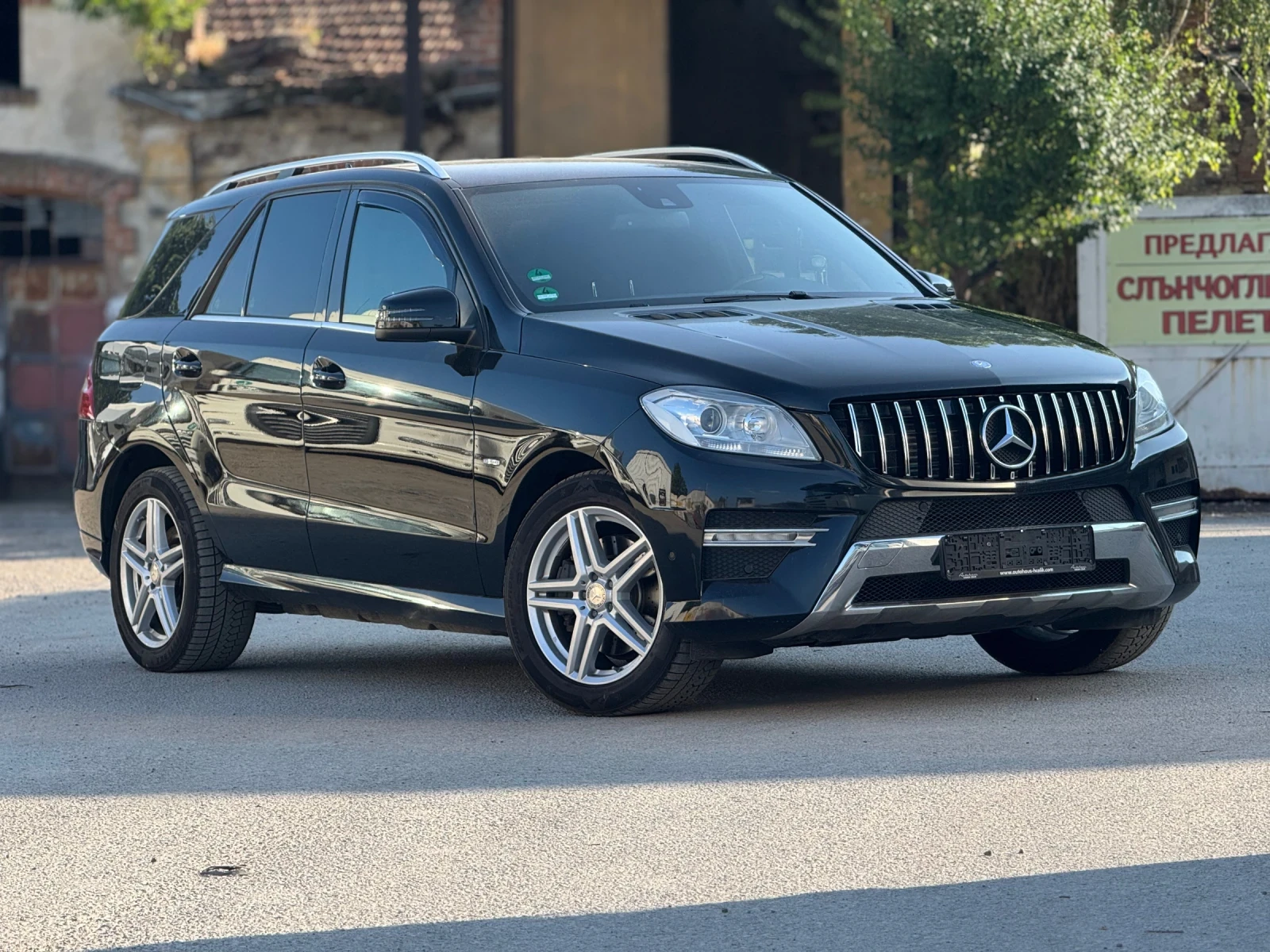 Mercedes-Benz ML 350 AMG PAKET  - изображение 2