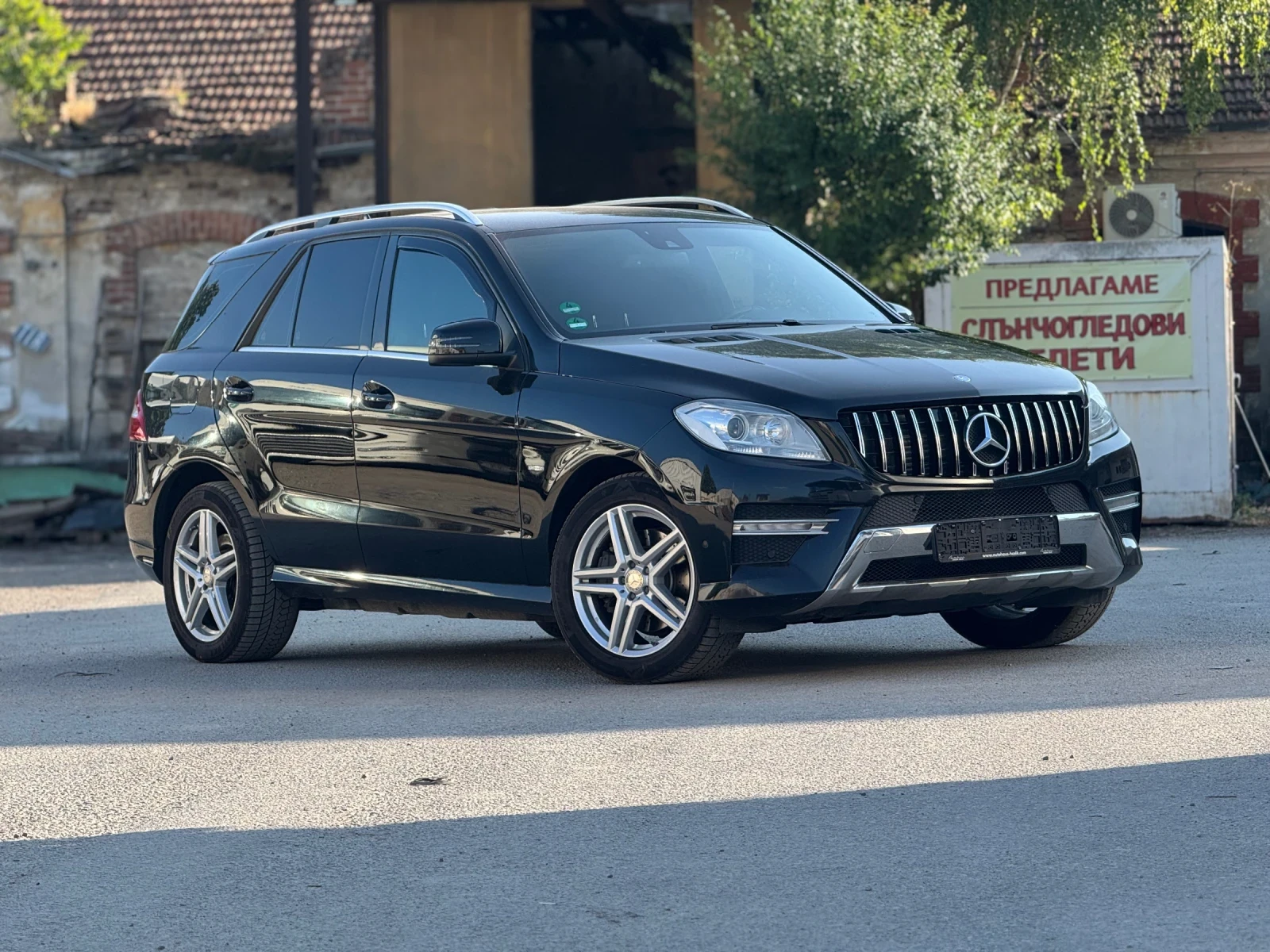Mercedes-Benz ML 350 AMG PAKET  - изображение 3
