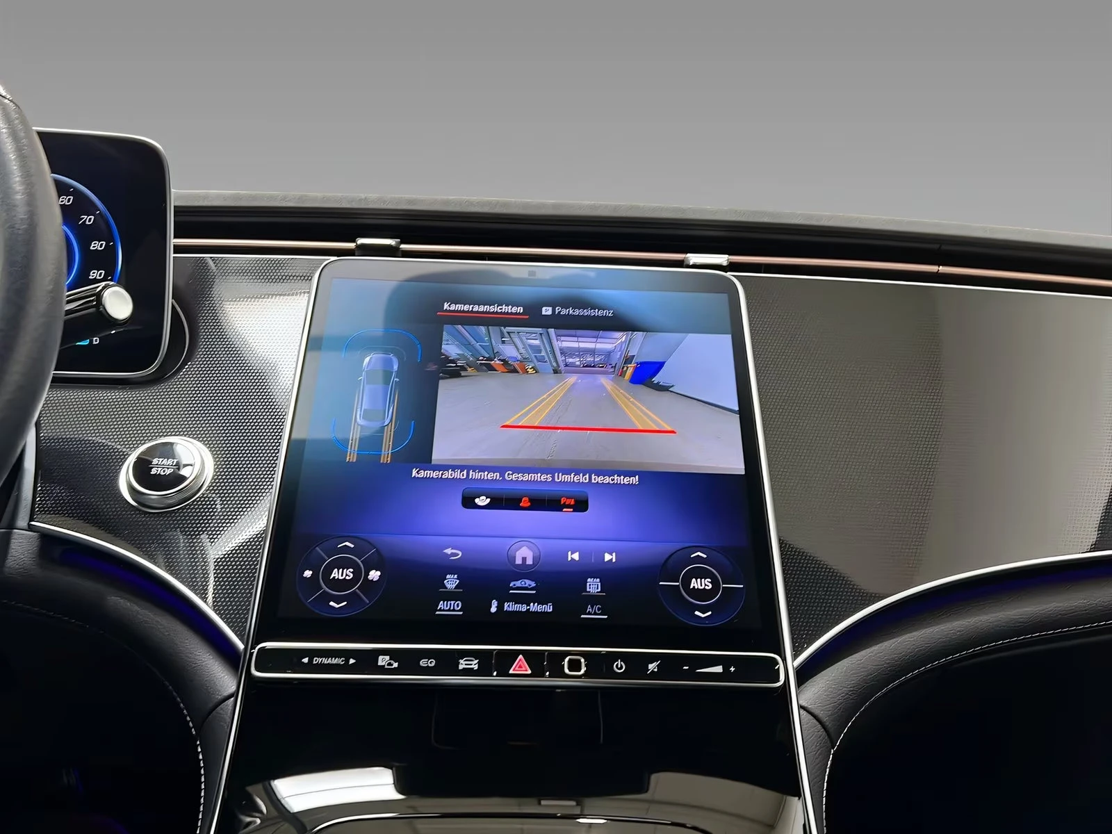 Mercedes-Benz EQE 300/ELECTRIC-ART/245HP/LED/CAM/MEMO/BURM/DIGI/420g - изображение 9