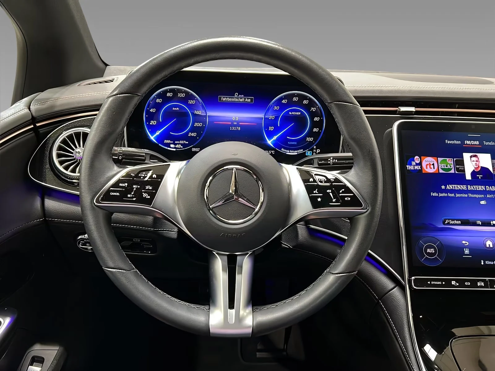 Mercedes-Benz EQE 300/ELECTRIC-ART/245HP/LED/CAM/MEMO/BURM/DIGI/420g - изображение 8