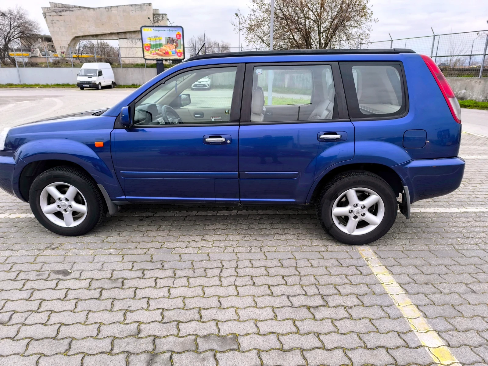 Nissan X-trail, снимка 4 - Автомобили и джипове - 53906724